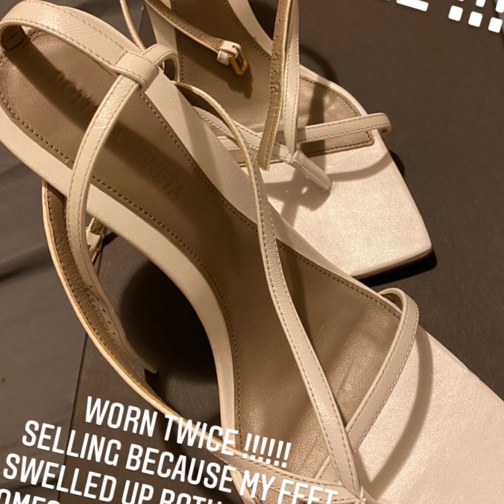 White bottega vendetta heels